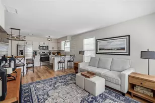 37821 Alissa Dr, Zephyrhills, FL 33542 - Photo 8