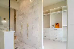 4502 S Shamrock Rd, Tampa, FL 33611 - Photo 36