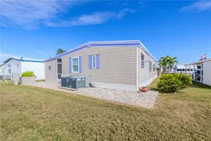 2101 Hilo Dr, Holiday, FL 34691 - Photo 42