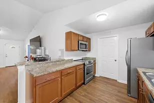 8118 N 19th St, Tampa, FL 33604 - Photo 16