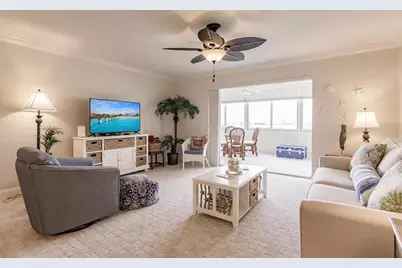 1125 W Peppertree Drive #605, Sarasota, FL 34242 - Photo 8