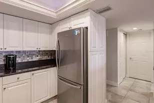1125 W Peppertree Dr, Sarasota, FL 34242 - Photo 12