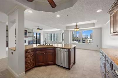 371 Channelside Walk Way #902, Tampa, FL 33602 - Photo 32