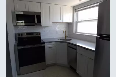 11355 3rd Street E, Treasure Island, FL 33706 - Photo 4