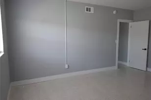 11355 3rd St E, Treasure Island, FL 33706 - Photo 12