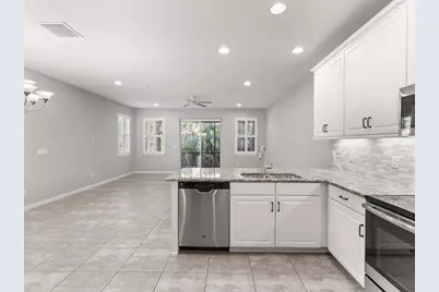 1102 Vineyard Lane, Oldsmar, FL 34677 - Photo 8