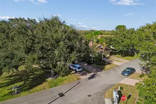 2504 New Haven Cir, Sun City Center, FL 33573 - Photo 52