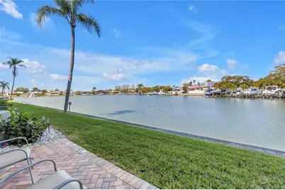 5935 30th Avenue S #105, Gulfport, FL 33707 - Photo 16