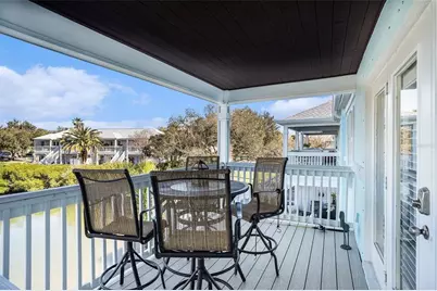 5176 Salmon Drive SE #D, Saint Petersburg, FL 33705 - Photo 1