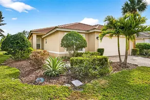 15709 Crystal Waters Dr, Wimauma, FL 33598 - Photo 1