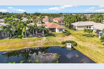 15709 Crystal Waters Drive, Wimauma, FL 33598 - Photo 10