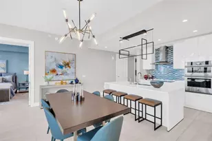 301 1st St S, Saint Petersburg, FL 33701 - Photo 8