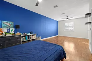 2102 Chestnut Forest Dr, Tampa, FL 33618 - Photo 62