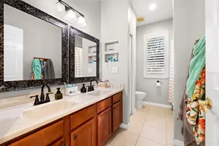 2102 Chestnut Forest Dr, Tampa, FL 33618 - Photo 60