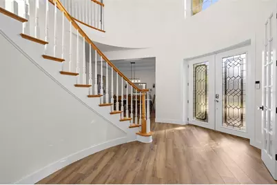 2102 Chestnut Forest Drive, Tampa, FL 33618 - Photo 16