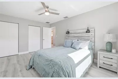 10799 99th Place, Seminole, FL 33772 - Photo 18