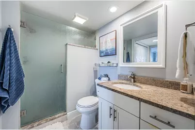 4775 Cove Circle #904, Saint Petersburg, FL 33708 - Photo 18