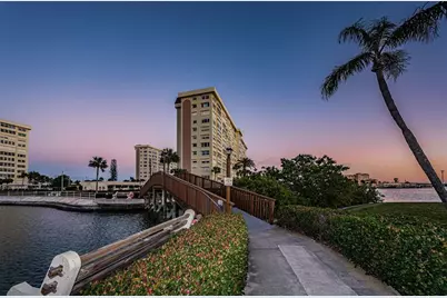 4775 Cove Circle #904, Saint Petersburg, FL 33708 - Photo 34