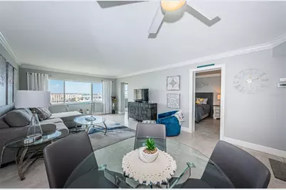 4775 Cove Circle #904, Saint Petersburg, FL 33708 - Photo 12