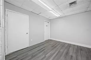 [Address not provided], Tampa, FL 33614 - Photo 34