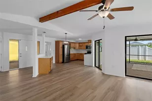 9910 Island Harbor Dr, Port Richey, FL 34668 - Photo 18