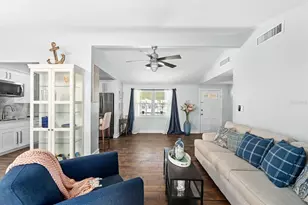 8644 May Cir, Tampa, FL 33614 - Photo 4