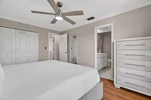 88 Harbor Oaks Cir, Safety Harbor, FL 34695 - Photo 40