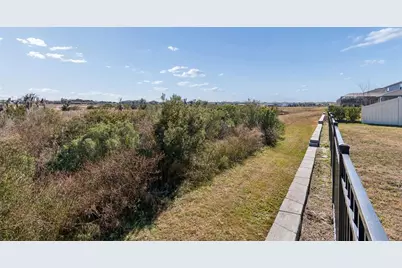 9882 Shoreline View Way, Wesley Chapel, FL 33545 - Photo 14