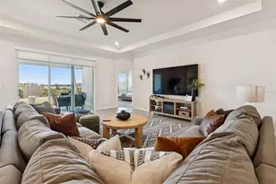 9882 Shoreline Vw Wy, Wesley Chapel, FL 33545 - Photo 28