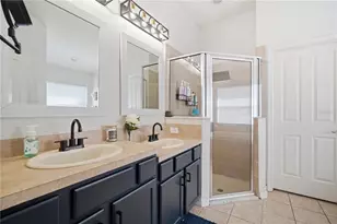 6325 Bridgecrest Dr, Lithia, FL 33547 - Photo 14