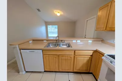 3303 E Frierson Avenue, Tampa, FL 33610 - Photo 8