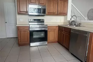 5001-A Barnstead Dr, Riverview, FL 33578 - Photo 4