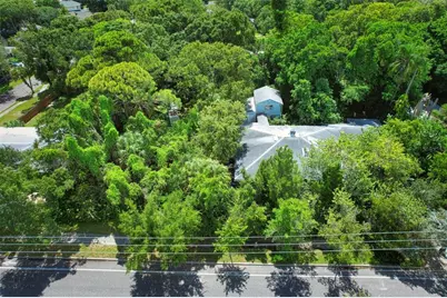 430 39th Avenue S, Saint Petersburg, FL 33705 - Photo 18