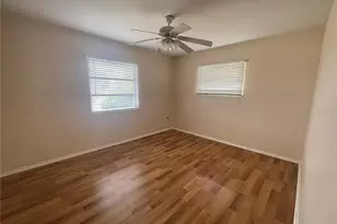 701 Cypress Pl, Sun City Center, FL 33573 - Photo 18