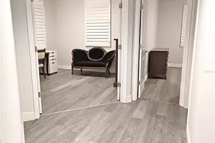 960 Starkey Rd, Largo, FL 33771 - Photo 22