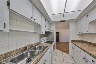 11700 Park Blvd, Seminole, FL 33772 - Photo 10