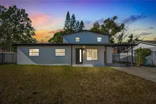 8641 May Cir, Tampa, FL 33614 - Photo 2