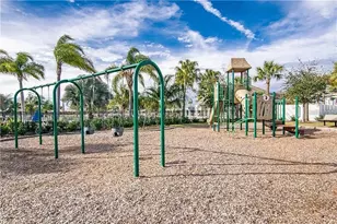 10019 Newminster Loop, Ruskin, FL 33573 - Photo 32