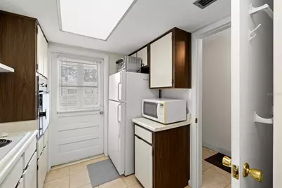 100 Glennes Lane #207, Dunedin, FL 34698 - Photo 18