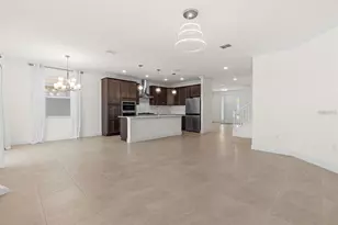 933 Signet Dr, Apollo Beach, FL 33572 - Photo 10