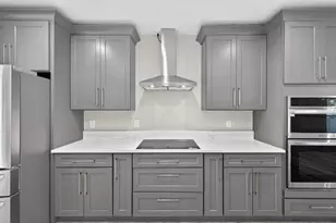 1819 13th Ave S, Saint Petersburg, FL 33712 - Photo 30