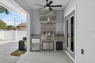 1819 13th Ave S, Saint Petersburg, FL 33712 - Photo 32