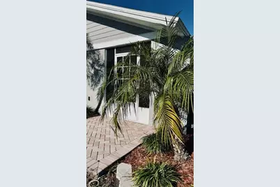 4577 Great Lakes Drive S, Clearwater, FL 33762 - Photo 2