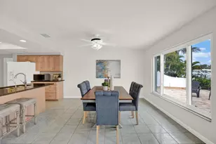 5675 Bayview Dr, Seminole, FL 33772 - Photo 16