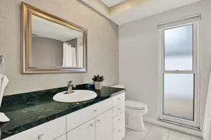 5675 Bayview Dr, Seminole, FL 33772 - Photo 22