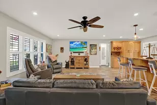 11202 91st Ave, Seminole, FL 33772 - Photo 8