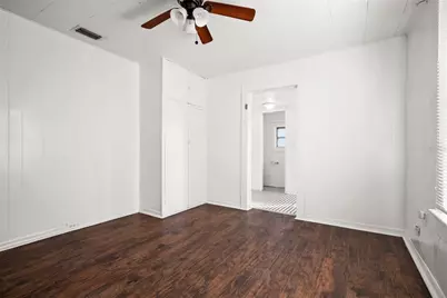 211 E Cluster Avenue, Tampa, FL 33604 - Photo 12