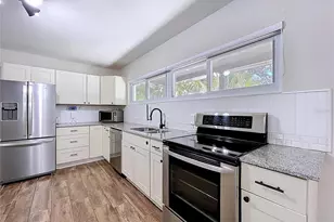 5808 Woodrow Wilson Blvd NE, Saint Petersburg, FL 33703 - Photo 10