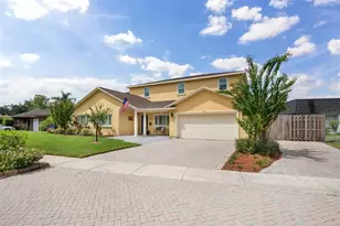 11606 Lipsey Rd, Tampa, FL 33618 - Photo 6