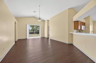 813 Cristelle Jean Dr, Ruskin, FL 33570 - Photo 24